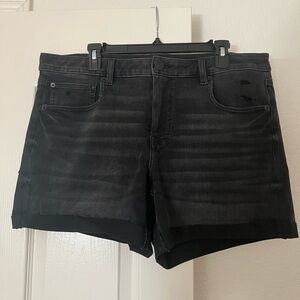 American Eagle Dream Short in Black